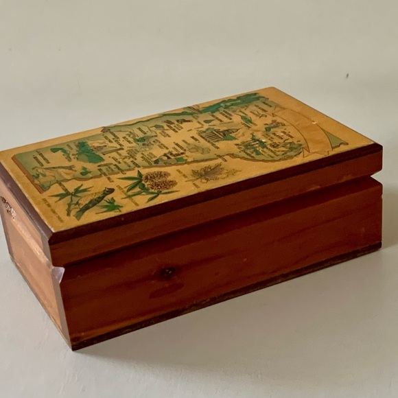 Vintage Vermont Map Wooden Trinket Box - Picture 1 of 13